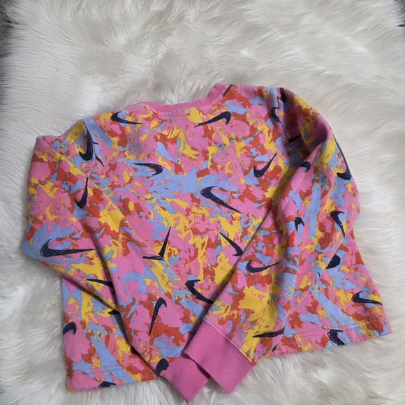 Nike Pink Kids Sweatshirt with Gold Logo and Multicolor Print - Picture 2 of 3